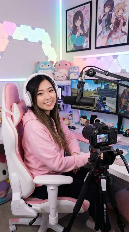 17c一起草社区顾问